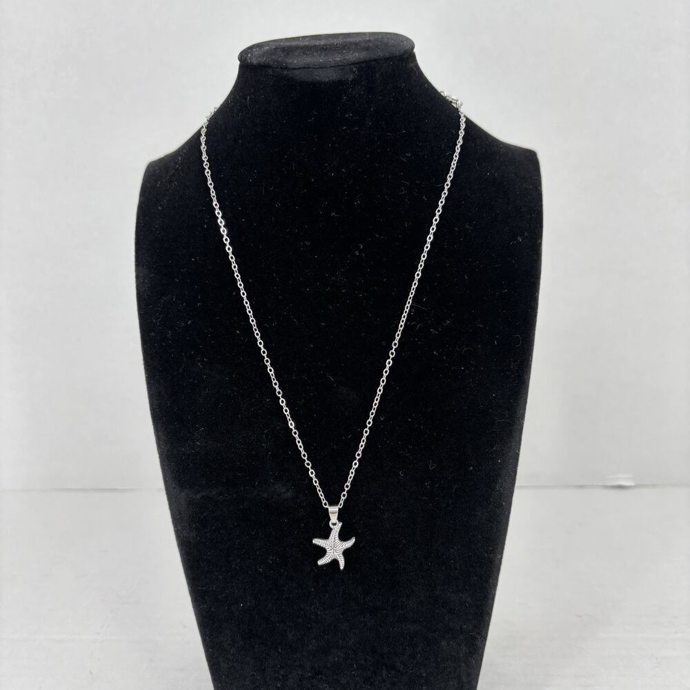 EFFY Starfish Charm Pendant Necklace Silver Tone Chain 18" Lobster Claw‎ Clasp